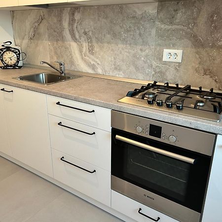The Cozy Flat - Modern, New, 2 Rooms Apartment, Parking Bukurešť Exteriér fotografie